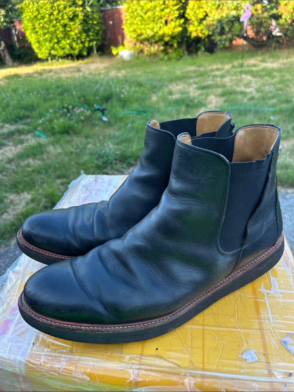 Vibram M2071-048 Men’s Black Leather Slip On Chelsea Boots Size 11